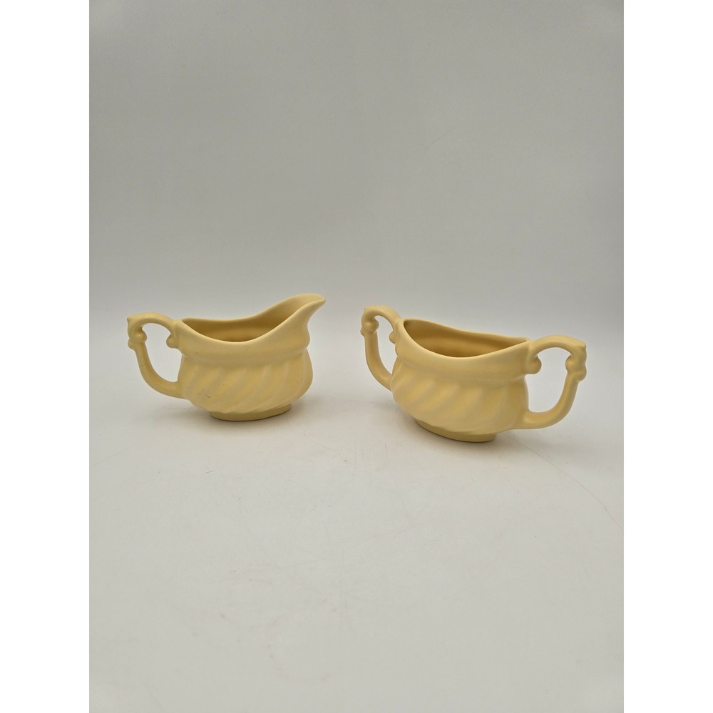 Metlox Poppytrail #519 Yellow Matte Yorkshire Swirl Creamer and Sugar Bowl Set
